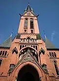 Průčelí kostela