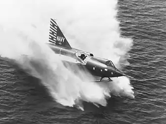 F2Y Sea Dart (v konfiguraci s dvojicí lyží)