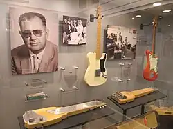 Leo Fender (9. listopadu 2011)