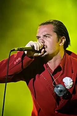 Mike Patton (7. listopadu 2009)