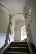 Schodiště do patra, stav 2018