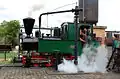 Lokomotiva č.13 (Orenstein & Koppel 3902/1909, rozchod 600 mm) Frankfurtského muzea polních drah získaná v roce 1997 z cukrovaru na Jávě[3]