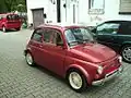 Fiat 500 nuova s vzácným nátěrem (Magenta-metallic)