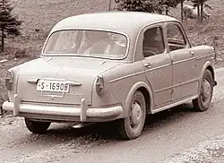 Zcela přepracovaná zadní část Fiatu 1100/103 D