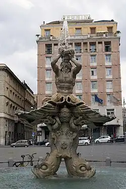 Sochařská výzdoba kašny