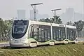 Tramvaj 27T na trati Foshan Gaoming Tram