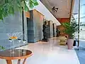 interiér - vchod do hotelu