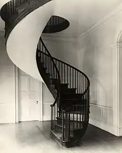 Spirálové schodiště, 1938