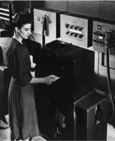 Frances Bilas (únor 1946)