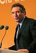 François Bayrou Demokratické hnutí předseda strany a poslanec, kandidát od 22. srpna 2011.[21]