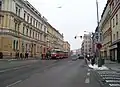 Pohled od zastávky Jana Masaryka opačným směrem, k východu
