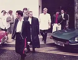 Frankie Goes to Hollywood roku 1985. Ze předu: Paul Rutherford, Holly Johnson, Brian Nash, Peter Gill a Mark O'Toole