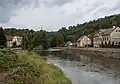 Domy v údolí řeky Ploučnice