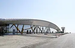 Letiště ve výstavbě na konci srpna 2021