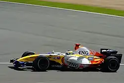 Fisichella s vozem R27 při Grand Prix Velké Británie