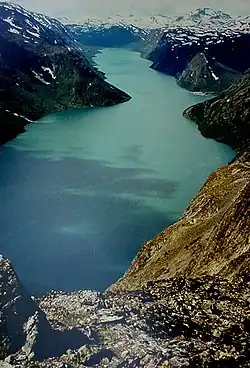 jezero z Bessegenu