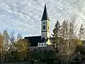 Pohled na hradby před kostelem