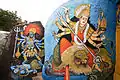 Vyobrazení bohyň Kálí a Durga u hinduistické svatyně v Indii