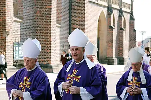 Uprostřed: Jan Graubner (Hradec Králové, červen 2011)