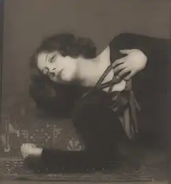 Greta Garbo, 1920