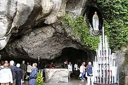Lurdská grotta v Massabielle