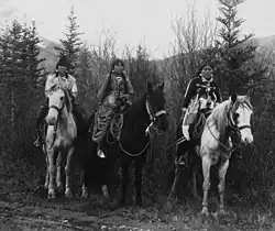 Gussie Good Stonie a přátelé, 1907