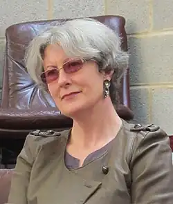 Gwyneth Lewisová