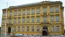 Gymnásium.JPG