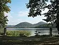 Hamerský rybník, Děvín a Hamerský Špičák