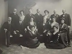 Skupinový portrét, 1903, místo neznámé