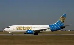 Boeing 737-300 (5B-DBY) – fotografie dotyčného letadla, pořízená v březnu 2005 na pražském, tč. letišti Praha-Ruzyně