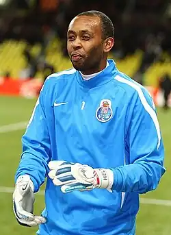 Hélton (2011)