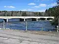 Most silnice Highway 41 přes Madawasku u Griffithu