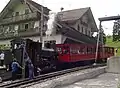 Novější parní lokomotiva řady H  2/3 č.  16 s klasickým kotlem