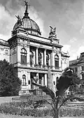 Historická výstavní budova v roce 1928