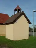 Kaplička u křižovatky