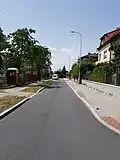 Pohled západním směrem od křižovatky s ulicí V Humenci