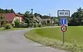 Příjezd do vsi