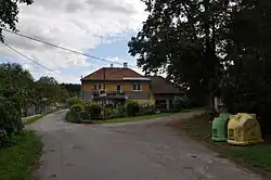 náves