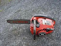 Homelite XL s 10" lištou