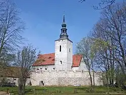 Opevněný kostel v Horce