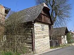 Horní Stakory - sýpka u čp. 21 (stav duben 2023) (3).jpg