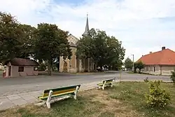 náves s kostelem sv. Martina