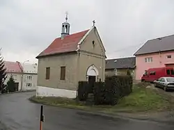 Kaple Panny Marie z 19. století, postavená na místě zřícené dřevěné zvonice