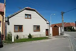 House no. 83 in Rokytnice nad Rokytnou, Třebíč District.JPG