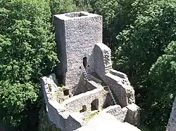 Menší věž
