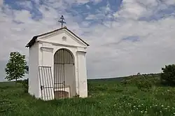 Hustopeče-kaplička-na-Kravím-vrchu2015c.jpg