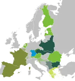 Státy a území s členskými stranami před rokem 1935      zakládající členové (vstup v roce 1921)      vstup v roce 1927      vstup v roce 1934      Bavorská lidová strana (působící v roce 1921)      Řecká agrární strana (vstoupila v roce 1930, odešla 1931)