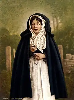 Irská dívka s modrým šátkem, 1890-1900