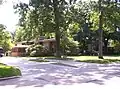 Isabel Robertsová a Frank Loyd Wright, dům Isabely Robertsové, River Forest, Illinois (1908)